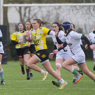 28/01/2023 - U18F à XV - Stade Rochelais 28 / 5 Section Paloise
