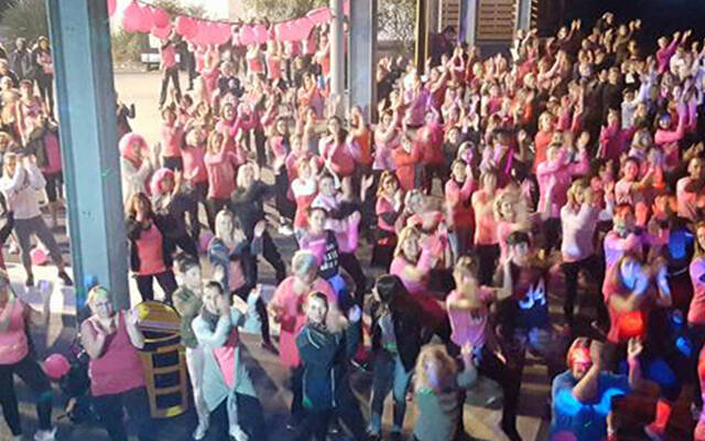 Belle réussite de l'opération Zumba en faveur d'Octobre Rose ! 