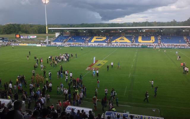 La Rochelle gagne à Pau 