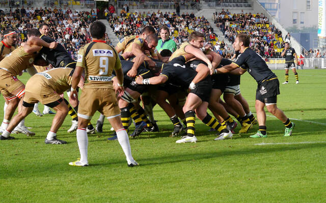 OYONNAX 18 - 03 LA ROCHELLE
