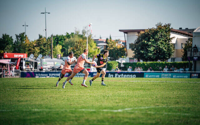 Supersevens, Barry dans le groupe pour la troisième étape