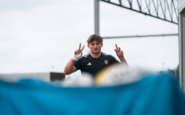 Supersevens : découvrez nos deux tuniques officielles !
