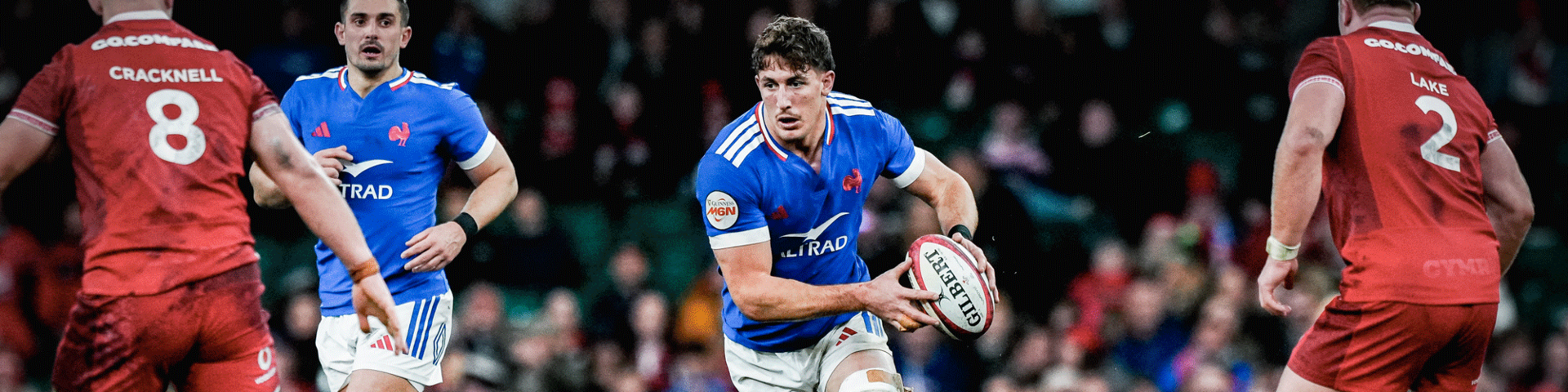 Sur la route, suivez les Jaune et Noir sélectionnés !