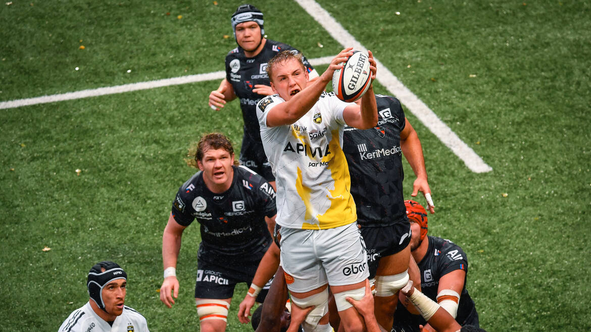 Revers à Oyonnax