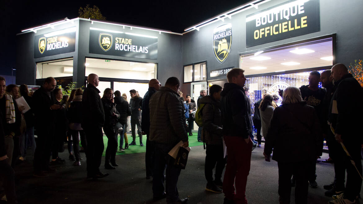 Beaucoup de monde pour la nocturne de notre nouvelle boutique ! 