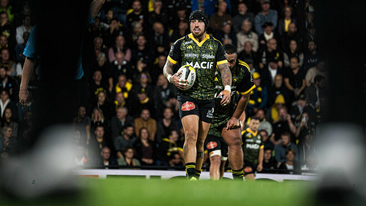 Les maillots de la réception de Castres aux enchères !