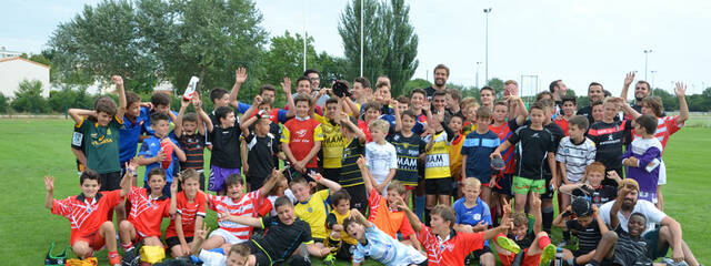Alexi Bales et Damien Lagrange en visite au stage rugby ! 