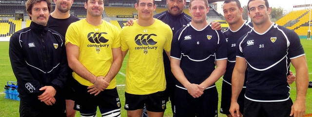 Les joueurs portent la moustache !