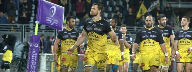 Quarter final at home !